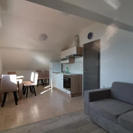 Porat In Ugljan Mit Garten Und Terrasse By Interhome
