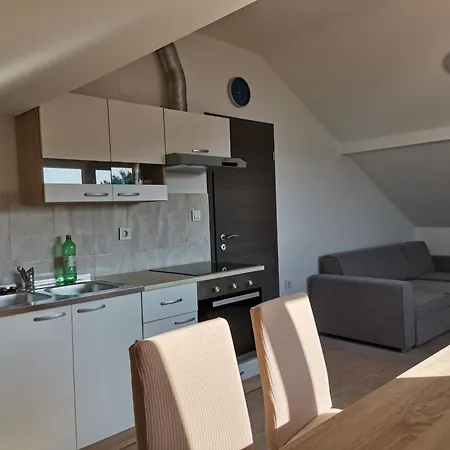 Porat In Ugljan Mit Garten Und Terrasse By Interhome Appartement *