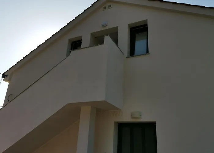 Apartman Porat In Ugljan Mit Garten Und Terrasse By Interhome Sušica