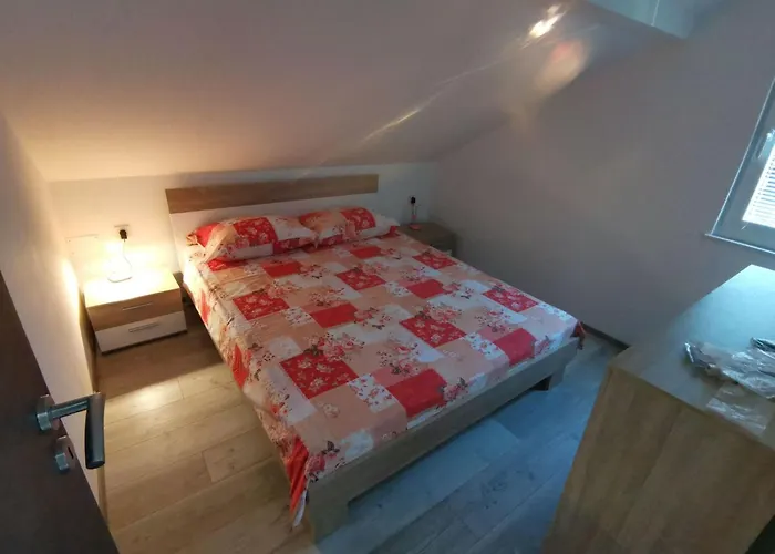 Apartment Porat In Ugljan Mit Garten Und Terrasse By Interhome *