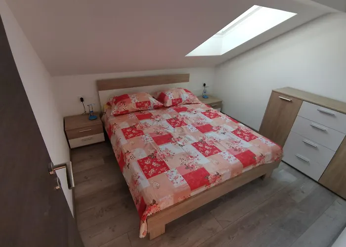 Porat In Ugljan Mit Garten Und Terrasse By Interhome Apartman Susica